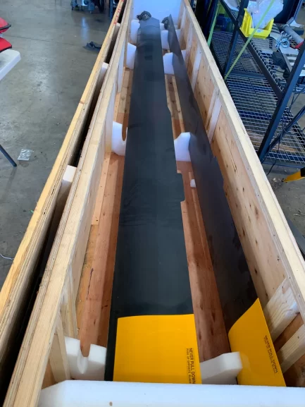 Used R66 main rotor blades! F016-2 - Image 12