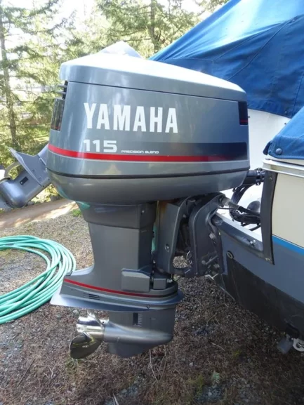 1987 Yamaha 115 HP V4 Carbureted 2-Stroke 25″ (X) Outboard Motor