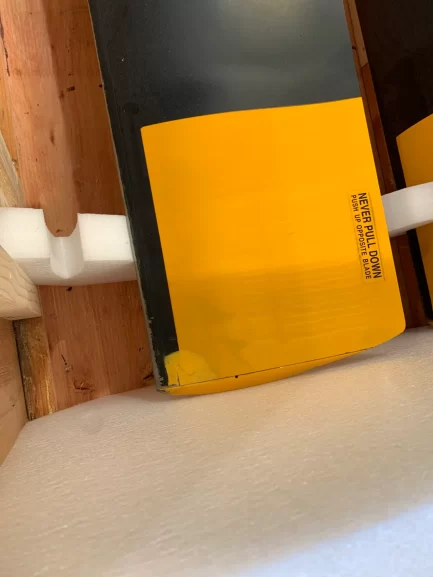 Used R66 main rotor blades! F016-2 - Image 10